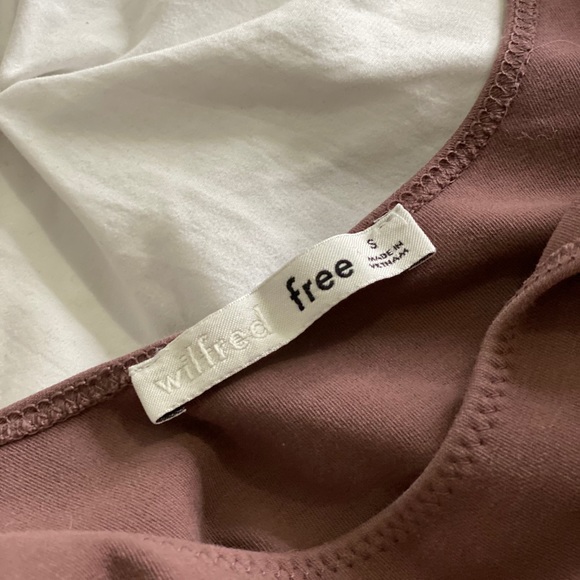 *SOLD* Aritzia Wilfred Free Bodysuit - Picture 5 of 10